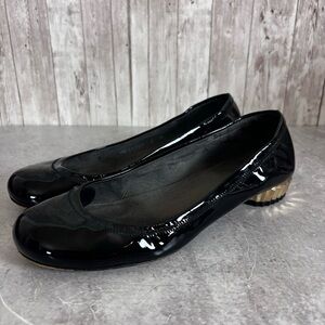 Stuart Weitzman Black Patent Leather Round-Toe Gold Heel Ballet Flat Size 6
